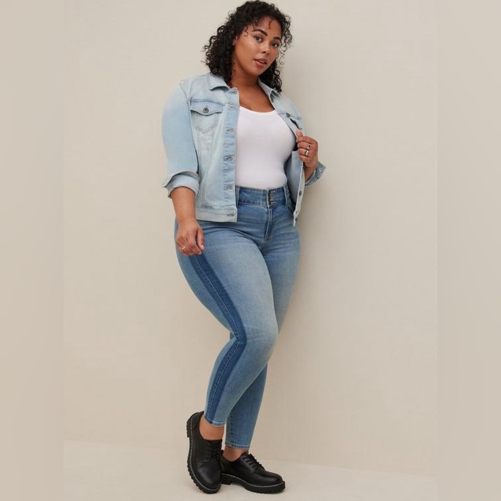 Torrid | super soft high rise skinny jean jeggings size 16R